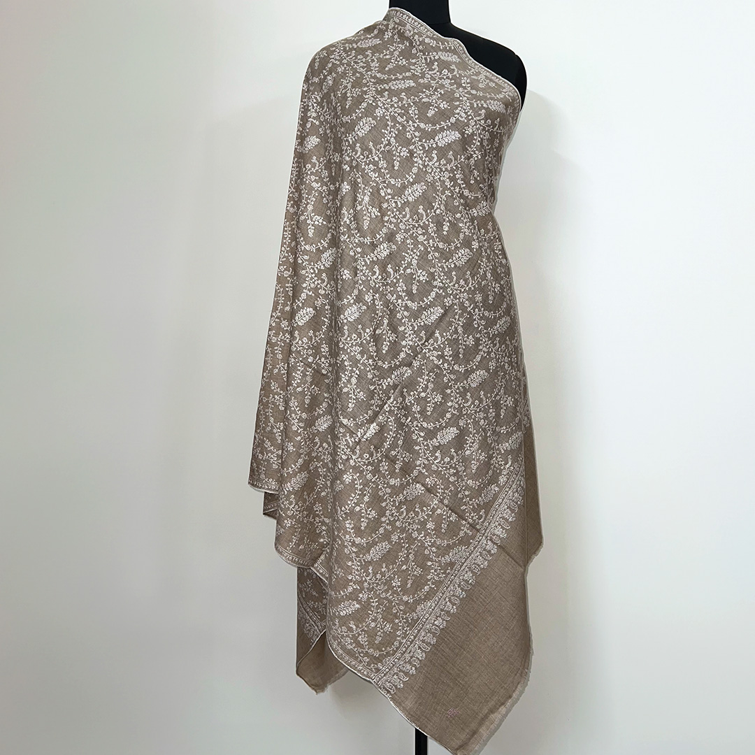 Fully Emb. Shawl #287