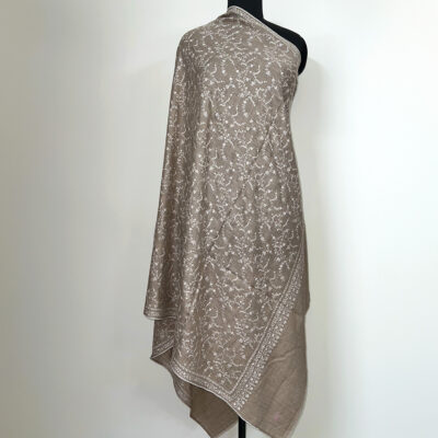 Fully Emb. Shawl #926