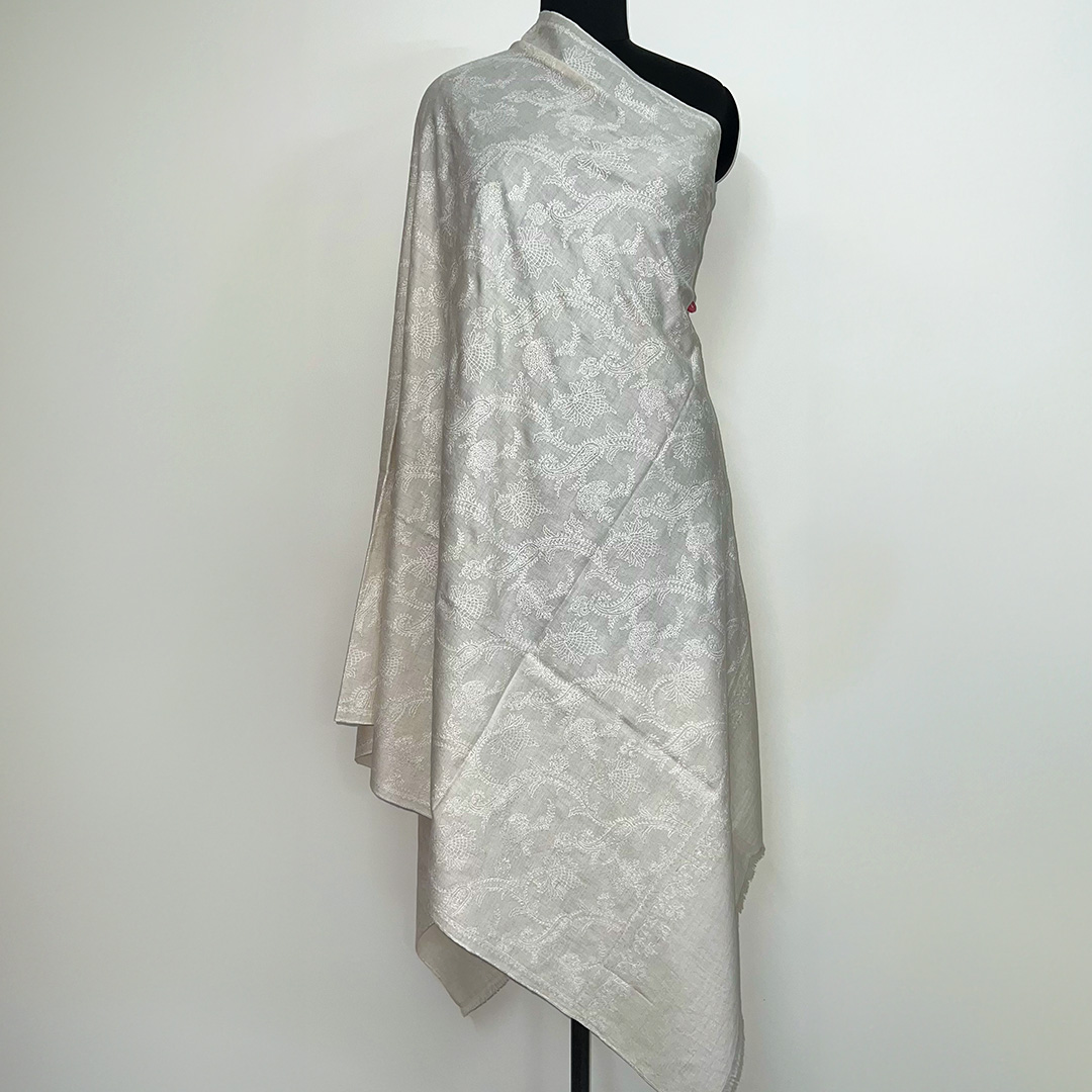 Fully Emb. Shawl #442