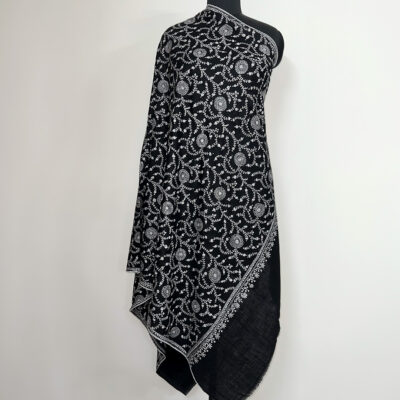 Fully Emb. Shawl #715