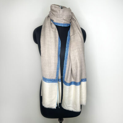 Border Emb. Scarf #770