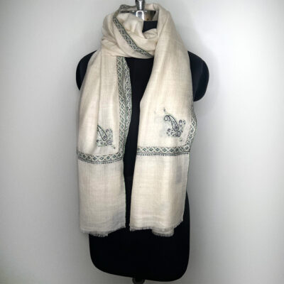 Border Emb. Scarf #832