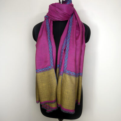 Border Emb. Scarf #415