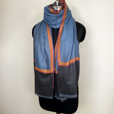 Border Emb. Scarf #599