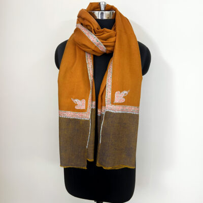 Border Emb. Scarf #138