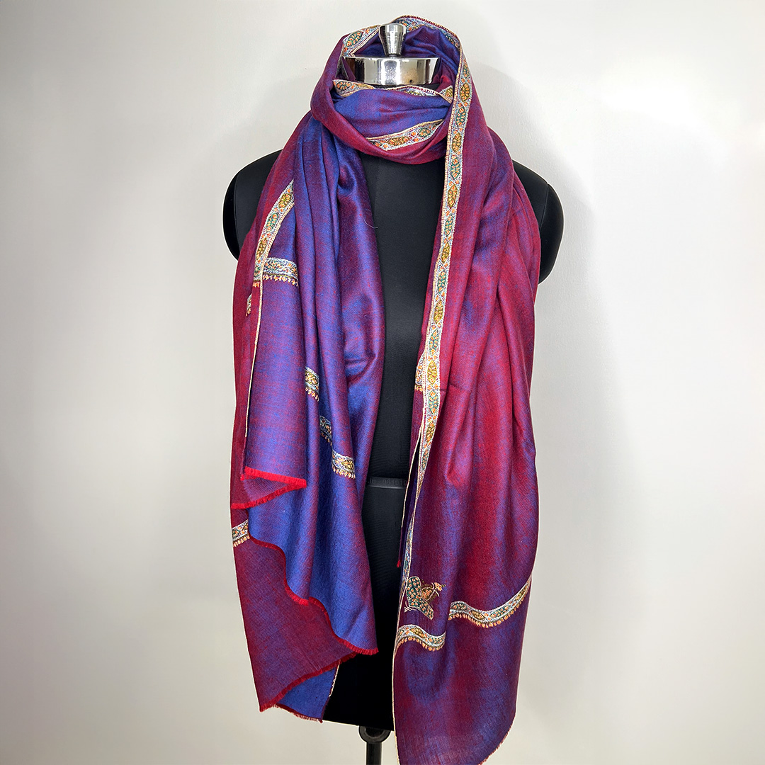 Border Emb. Scarf #194